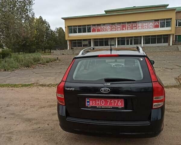 Кіа Сід 2010 у Вознесенске на Automoto.ua Чорний Кіа Сід, об'ємом двигуна 1.6 л та пробігом 181 тис. км за 6670 $, фото 6 на Automoto.ua