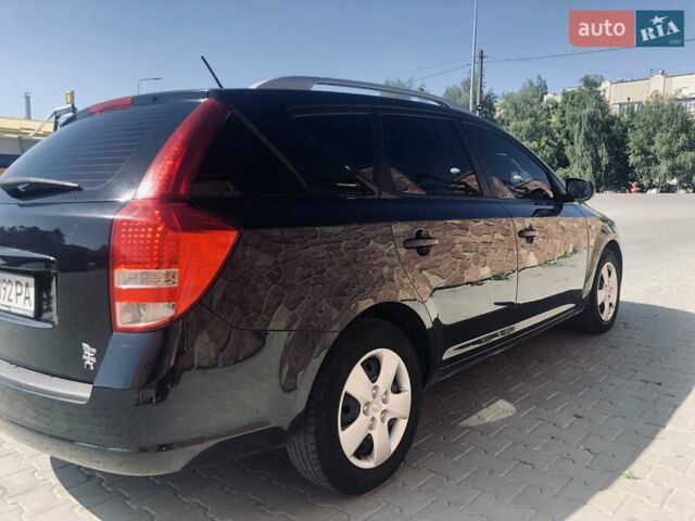 Черный Киа Сид, объемом двигателя 1.4 л и пробегом 153 тыс. км за 7599 $, фото 4 на Automoto.ua