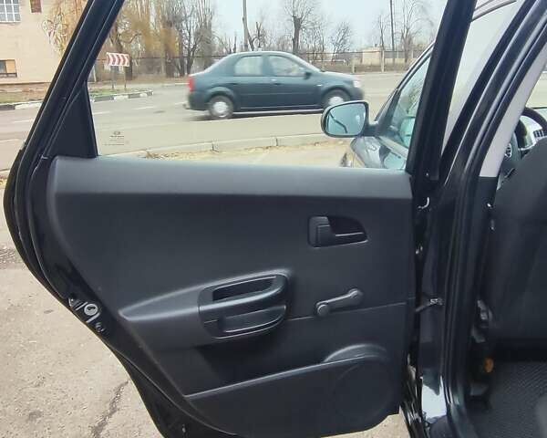 Черный Киа Сид, объемом двигателя 1.4 л и пробегом 175 тыс. км за 7500 $, фото 7 на Automoto.ua