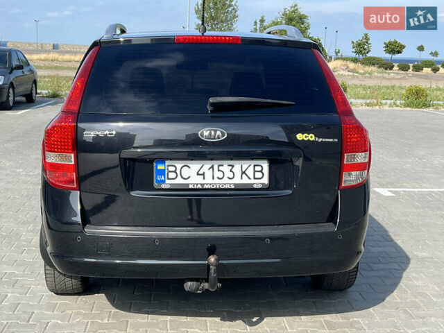 Черный Киа Сид, объемом двигателя 1.58 л и пробегом 278 тыс. км за 6500 $, фото 5 на Automoto.ua