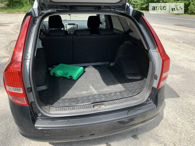 Черный Киа Сид, объемом двигателя 1.6 л и пробегом 200 тыс. км за 6800 $, фото 9 на Automoto.ua