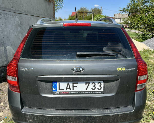Черный Киа Сид, объемом двигателя 0 л и пробегом 263 тыс. км за 3100 $, фото 1 на Automoto.ua