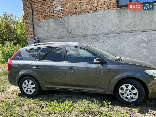 Черный Киа Сид, объемом двигателя 0 л и пробегом 263 тыс. км за 3100 $, фото 4 на Automoto.ua