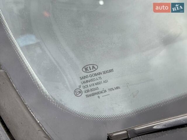 Черный Киа Сид, объемом двигателя 1.4 л и пробегом 220 тыс. км за 5950 $, фото 7 на Automoto.ua