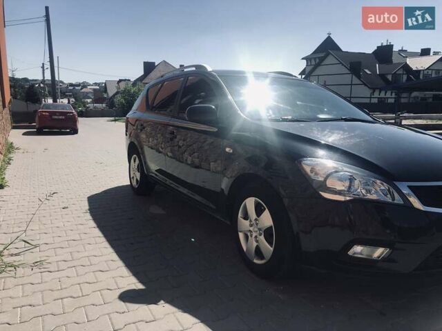 Черный Киа Сид, объемом двигателя 1.4 л и пробегом 153 тыс. км за 7599 $, фото 3 на Automoto.ua
