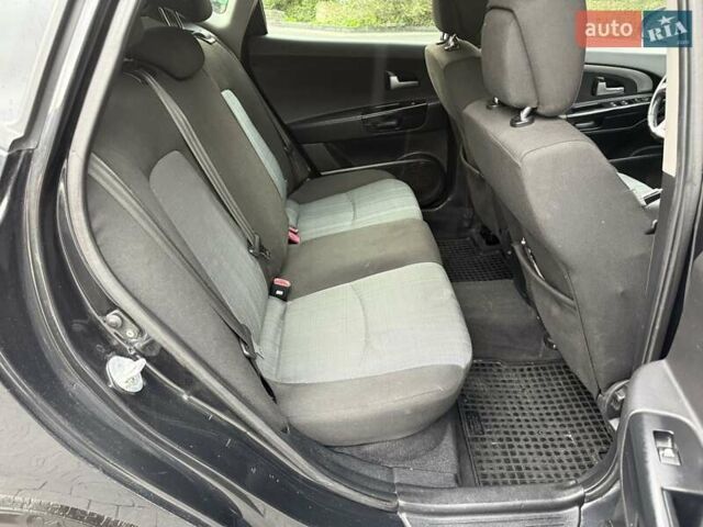 Черный Киа Сид, объемом двигателя 1.4 л и пробегом 220 тыс. км за 5950 $, фото 14 на Automoto.ua