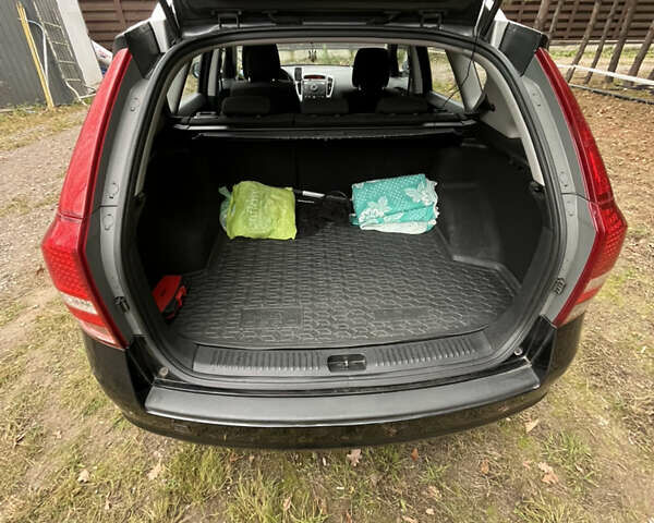 Чорний Кіа Сід, об'ємом двигуна 1.6 л та пробігом 286 тис. км за 6300 $, фото 14 на Automoto.ua