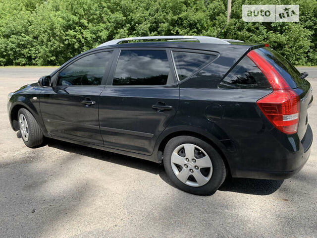 Черный Киа Сид, объемом двигателя 1.6 л и пробегом 200 тыс. км за 6800 $, фото 6 на Automoto.ua