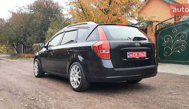 Чорний Кіа Сід, об'ємом двигуна 1.4 л та пробігом 211 тис. км за 6150 $, фото 2 на Automoto.ua