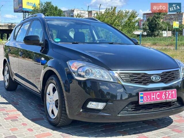 Черный Киа Сид, объемом двигателя 1.4 л и пробегом 189 тыс. км за 7000 $, фото 9 на Automoto.ua