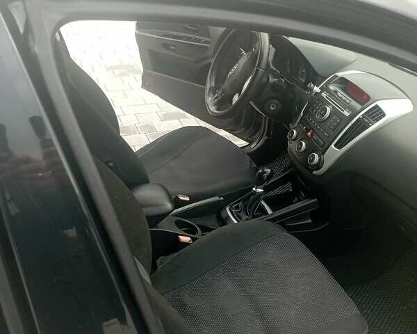 Чорний Кіа Сід, об'ємом двигуна 1.4 л та пробігом 209 тис. км за 6500 $, фото 24 на Automoto.ua