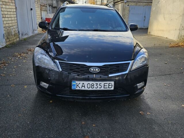 Черный Киа Сид, объемом двигателя 1.6 л и пробегом 200 тыс. км за 4200 $, фото 2 на Automoto.ua