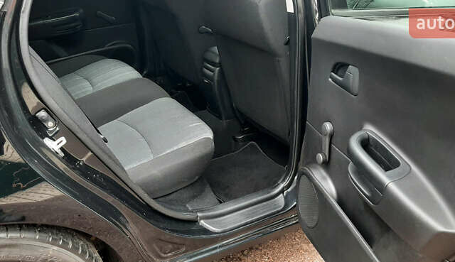 Чорний Кіа Сід, об'ємом двигуна 1.4 л та пробігом 211 тис. км за 6150 $, фото 8 на Automoto.ua