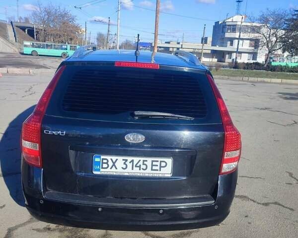Черный Киа Сид, объемом двигателя 1.4 л и пробегом 200 тыс. км за 5600 $, фото 11 на Automoto.ua