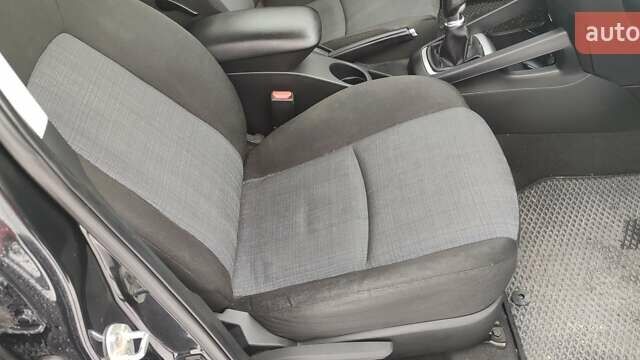 Чорний Кіа Сід, об'ємом двигуна 1.59 л та пробігом 298 тис. км за 6600 $, фото 17 на Automoto.ua