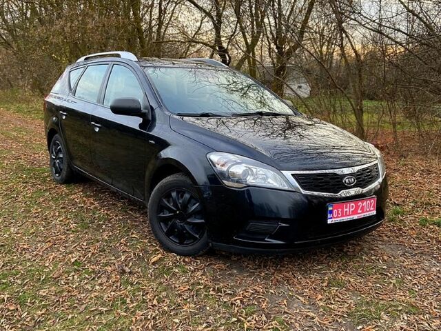 Черный Киа Сид, объемом двигателя 1.4 л и пробегом 205 тыс. км за 6200 $, фото 6 на Automoto.ua