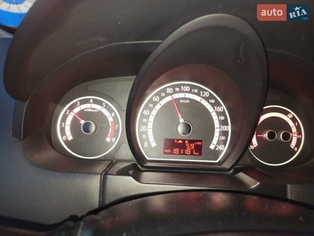 Кіа Сід 2010 у Вознесенске на Automoto.ua Чорний Кіа Сід, об'ємом двигуна 1.6 л та пробігом 181 тис. км за 6670 $, фото 24 на Automoto.ua