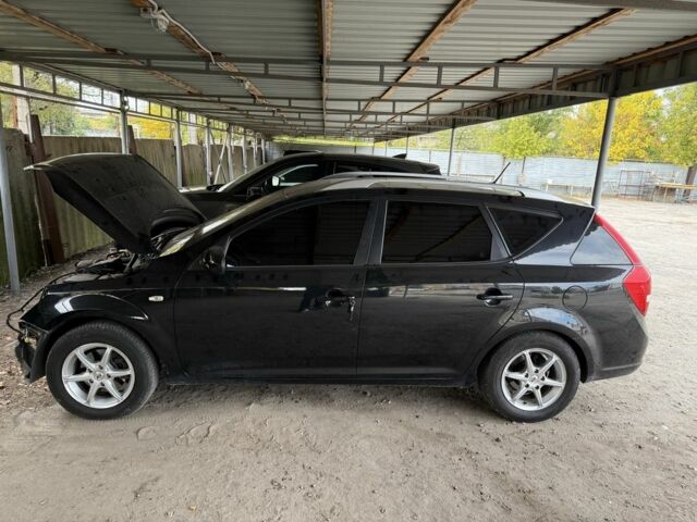 Черный Киа Сид, объемом двигателя 1.4 л и пробегом 170 тыс. км за 3250 $, фото 3 на Automoto.ua