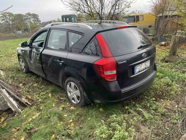 Киа Сид 2010 в Ильинцах на Automoto.ua Черный Киа Сид, объемом двигателя 0 л и пробегом 400 тыс. км за 998 $, фото 2 на Automoto.ua