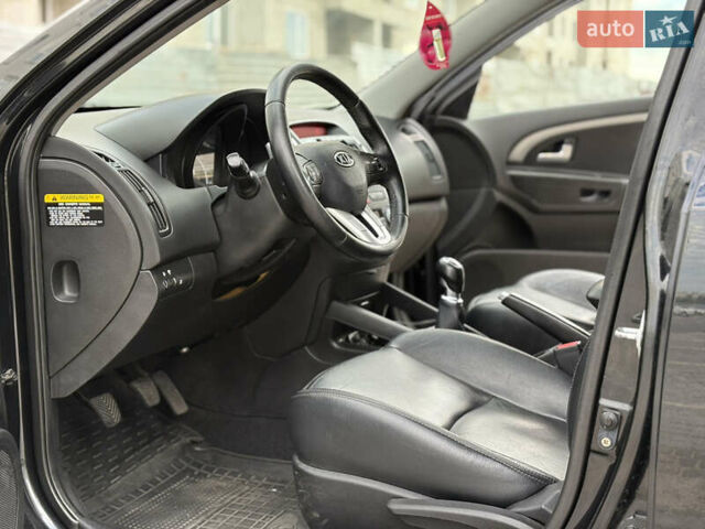 Черный Киа Сид, объемом двигателя 1.4 л и пробегом 206 тыс. км за 5750 $, фото 17 на Automoto.ua