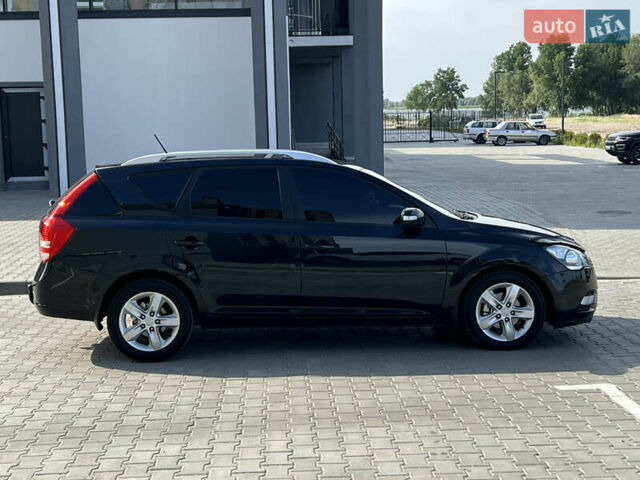 Черный Киа Сид, объемом двигателя 1.58 л и пробегом 278 тыс. км за 6500 $, фото 7 на Automoto.ua