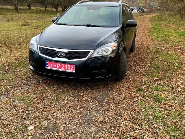 Черный Киа Сид, объемом двигателя 1.4 л и пробегом 205 тыс. км за 6200 $, фото 8 на Automoto.ua