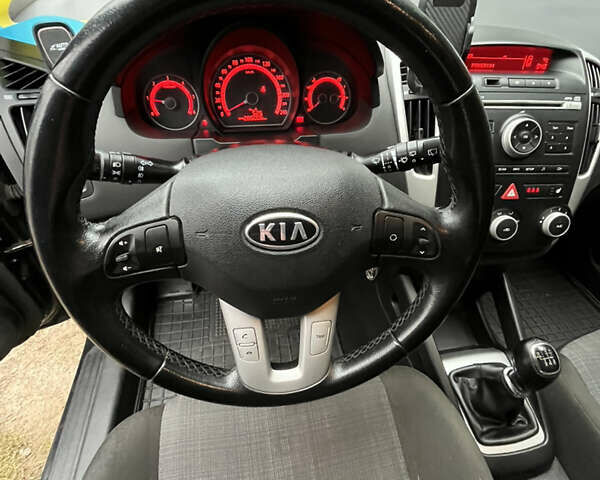Чорний Кіа Сід, об'ємом двигуна 1.6 л та пробігом 286 тис. км за 6300 $, фото 20 на Automoto.ua