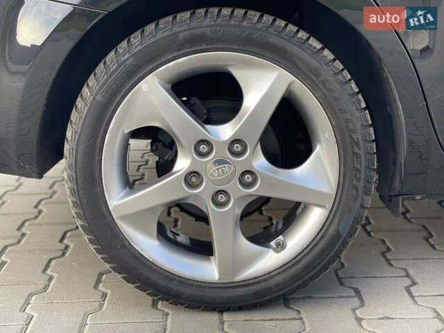 Черный Киа Сид, объемом двигателя 1.6 л и пробегом 168 тыс. км за 7700 $, фото 38 на Automoto.ua