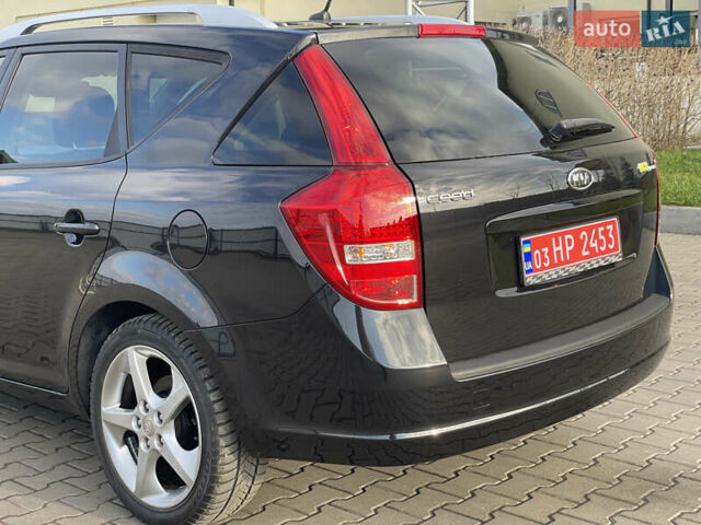 Черный Киа Сид, объемом двигателя 1.6 л и пробегом 168 тыс. км за 7700 $, фото 41 на Automoto.ua