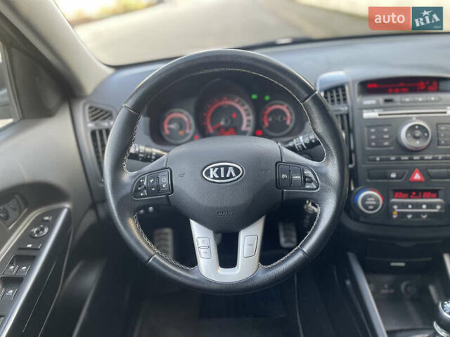Черный Киа Сид, объемом двигателя 1.6 л и пробегом 168 тыс. км за 7700 $, фото 68 на Automoto.ua