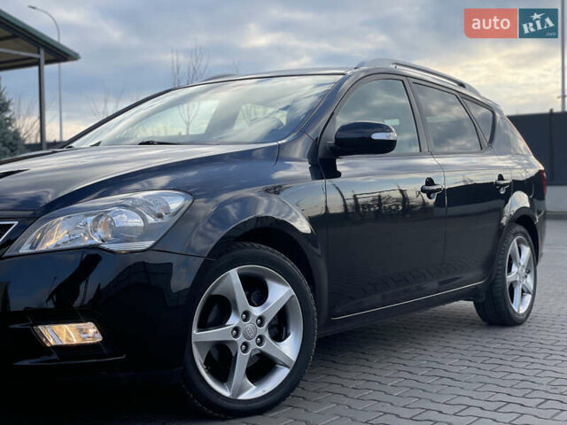 Черный Киа Сид, объемом двигателя 1.6 л и пробегом 168 тыс. км за 7700 $, фото 5 на Automoto.ua