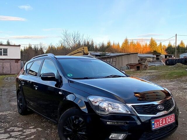 Черный Киа Сид, объемом двигателя 1.4 л и пробегом 270 тыс. км за 5500 $, фото 7 на Automoto.ua