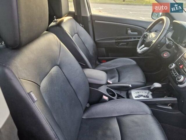 Чорний Кіа Сід, об'ємом двигуна 1.58 л та пробігом 201 тис. км за 7150 $, фото 4 на Automoto.ua