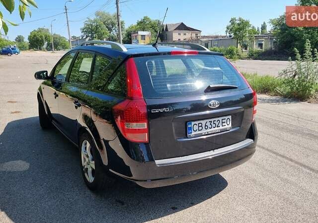Черный Киа Сид, объемом двигателя 1.4 л и пробегом 240 тыс. км за 7100 $, фото 6 на Automoto.ua