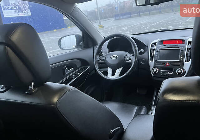 Черный Киа Сид, объемом двигателя 1.6 л и пробегом 283 тыс. км за 8200 $, фото 13 на Automoto.ua