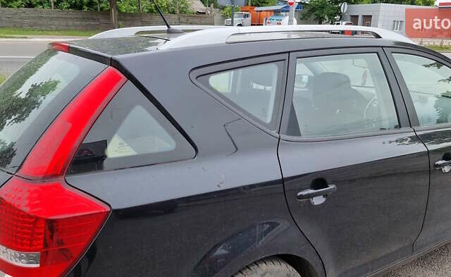 Черный Киа Сид, объемом двигателя 1.4 л и пробегом 230 тыс. км за 6500 $, фото 2 на Automoto.ua