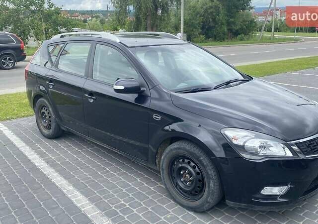 Черный Киа Сид, объемом двигателя 1.58 л и пробегом 247 тыс. км за 6000 $, фото 2 на Automoto.ua