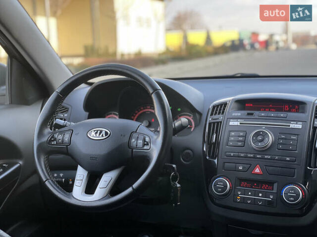 Черный Киа Сид, объемом двигателя 1.6 л и пробегом 168 тыс. км за 7700 $, фото 63 на Automoto.ua