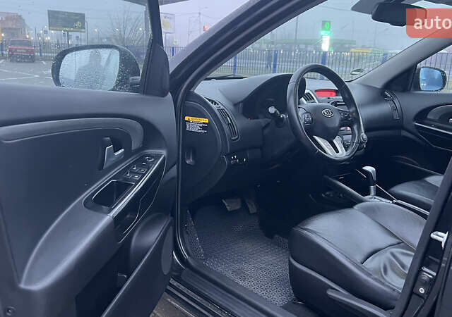 Черный Киа Сид, объемом двигателя 1.6 л и пробегом 283 тыс. км за 8200 $, фото 16 на Automoto.ua