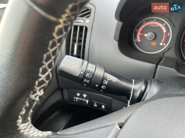 Черный Киа Сид, объемом двигателя 1.6 л и пробегом 168 тыс. км за 7700 $, фото 84 на Automoto.ua