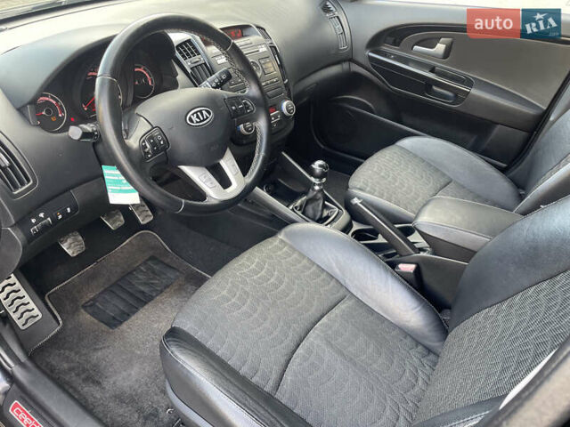 Черный Киа Сид, объемом двигателя 1.6 л и пробегом 168 тыс. км за 7700 $, фото 74 на Automoto.ua