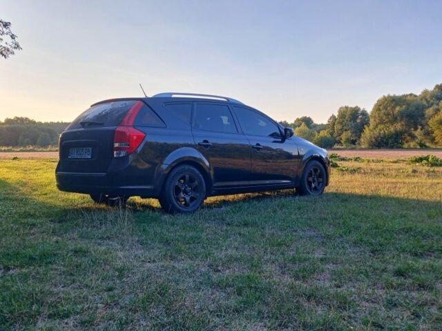 Черный Киа Сид, объемом двигателя 1.4 л и пробегом 280 тыс. км за 6400 $, фото 5 на Automoto.ua