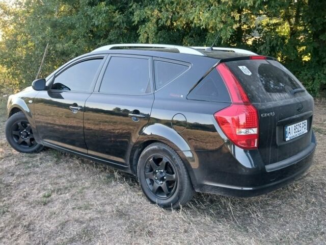 Черный Киа Сид, объемом двигателя 1.4 л и пробегом 280 тыс. км за 6400 $, фото 6 на Automoto.ua