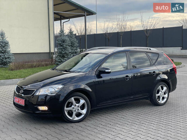 Черный Киа Сид, объемом двигателя 1.6 л и пробегом 168 тыс. км за 7700 $, фото 2 на Automoto.ua