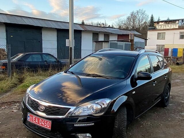 Черный Киа Сид, объемом двигателя 1.4 л и пробегом 270 тыс. км за 5500 $, фото 6 на Automoto.ua