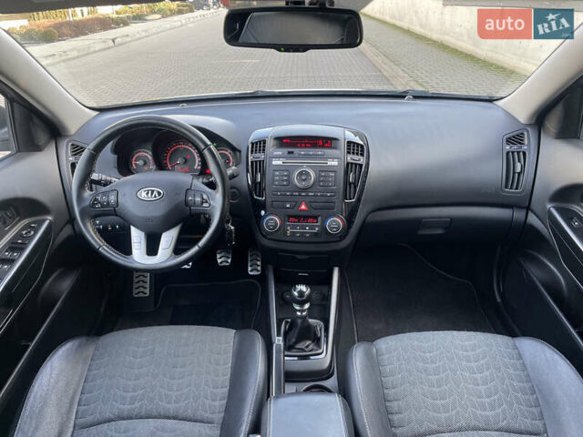 Черный Киа Сид, объемом двигателя 1.6 л и пробегом 168 тыс. км за 7700 $, фото 70 на Automoto.ua