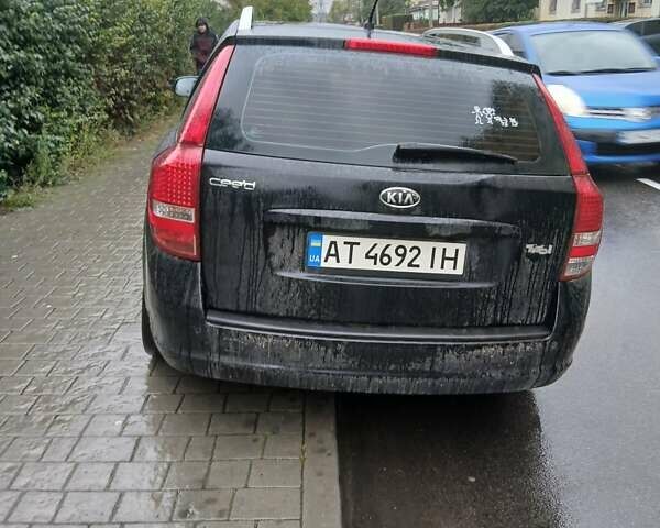 Черный Киа Сид, объемом двигателя 1.4 л и пробегом 163 тыс. км за 6400 $, фото 4 на Automoto.ua