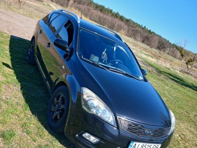 Черный Киа Сид, объемом двигателя 1.4 л и пробегом 280 тыс. км за 6400 $, фото 2 на Automoto.ua