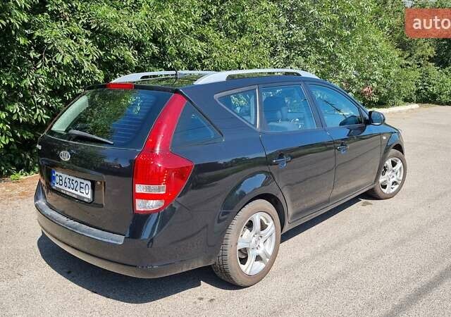 Черный Киа Сид, объемом двигателя 1.4 л и пробегом 240 тыс. км за 7100 $, фото 5 на Automoto.ua