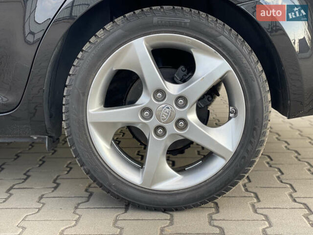 Черный Киа Сид, объемом двигателя 1.6 л и пробегом 168 тыс. км за 7700 $, фото 37 на Automoto.ua